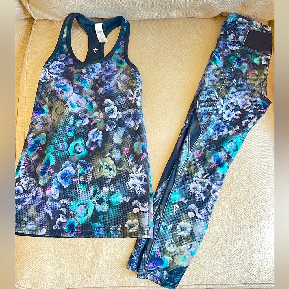 Girls Ivivva Set